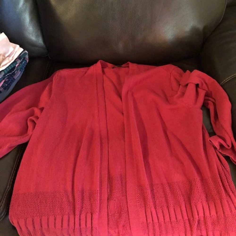 !!!2 for $10!!!Lane Bryant pink sweater- Size 18/20